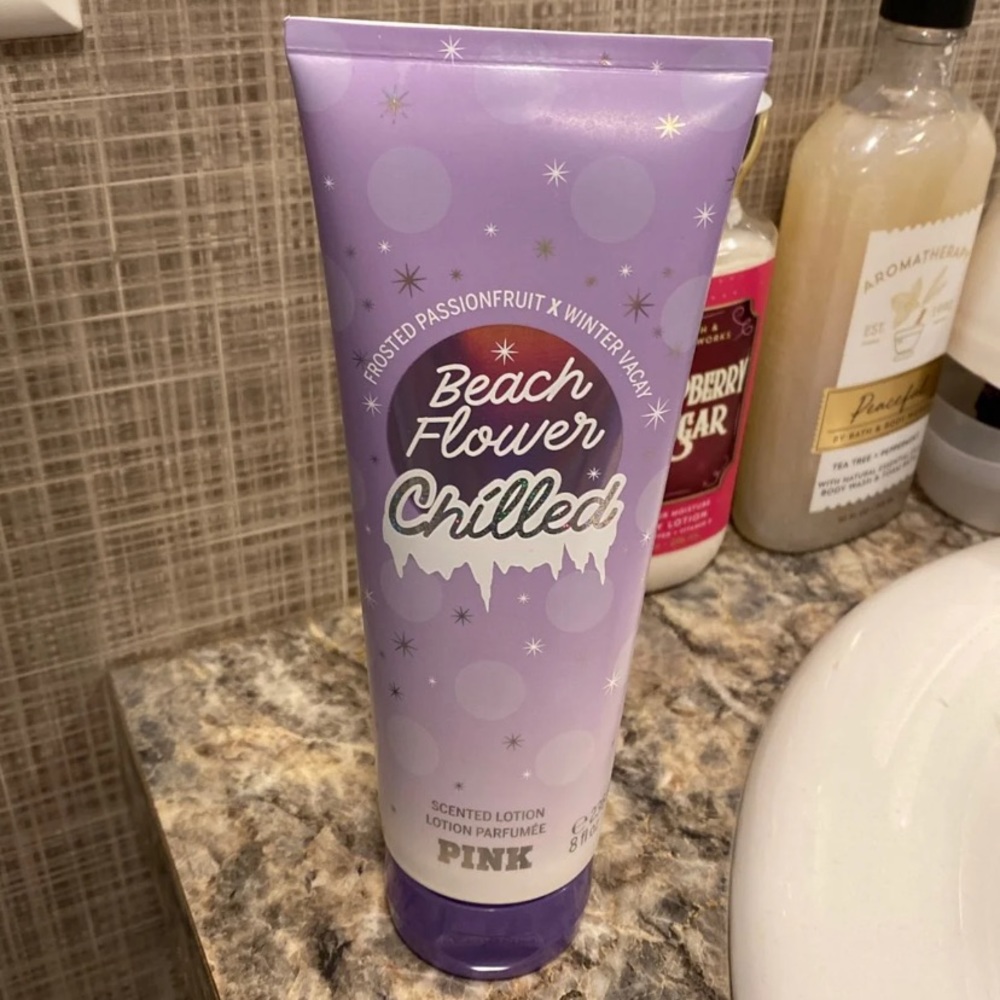 PINK Beach Flower lotion